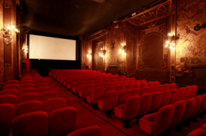 محادثة فرنسية لاختيار فيلم السهرة 1