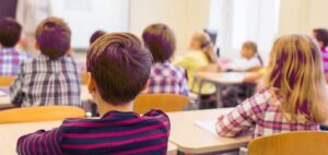 محادثة فرنسية بين المعلم وتلاميذه 2
